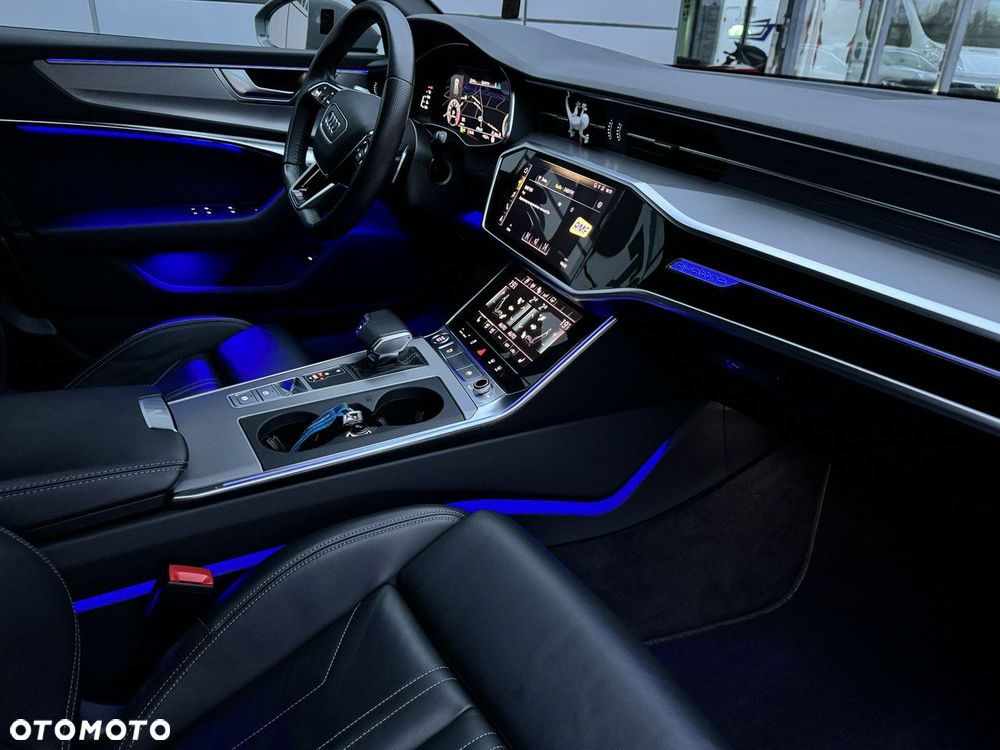 Audi A6 Avant - 16