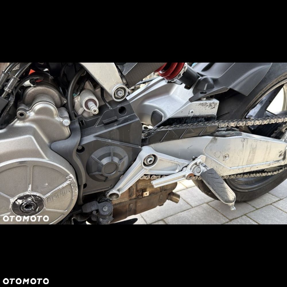 Aprilia Tuono - 27