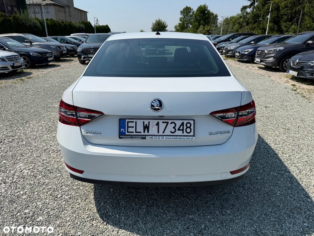 Skoda Superb 2.0 TDI DSG L&K - 6
