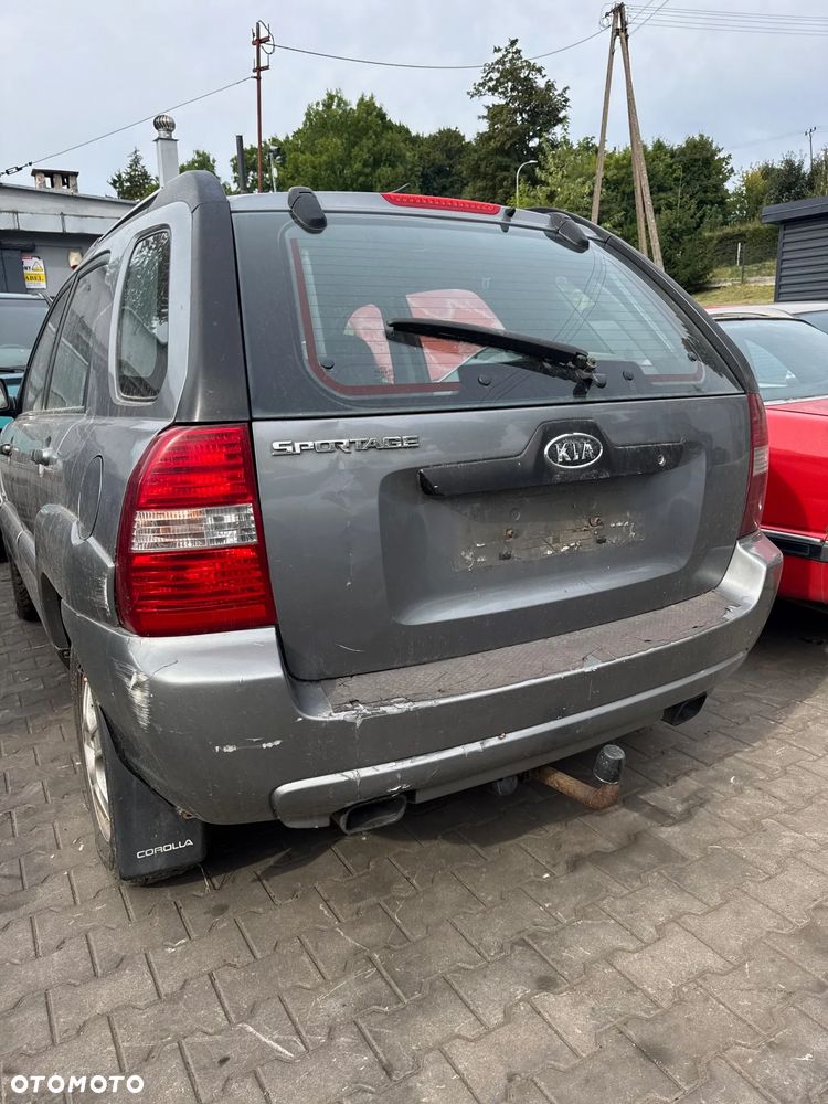 Kia Sportage 2 na części - 2