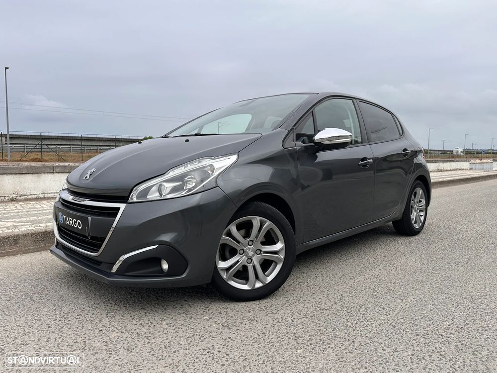 Peugeot 208 1.4 HDi SE Style - 3