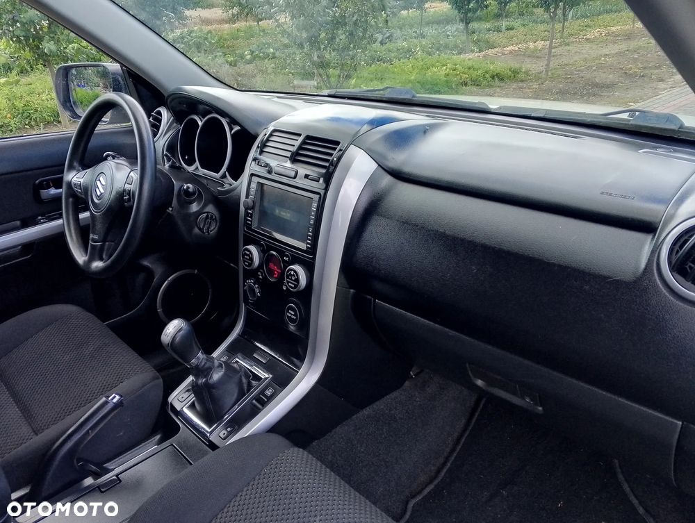 Suzuki Grand Vitara - 13