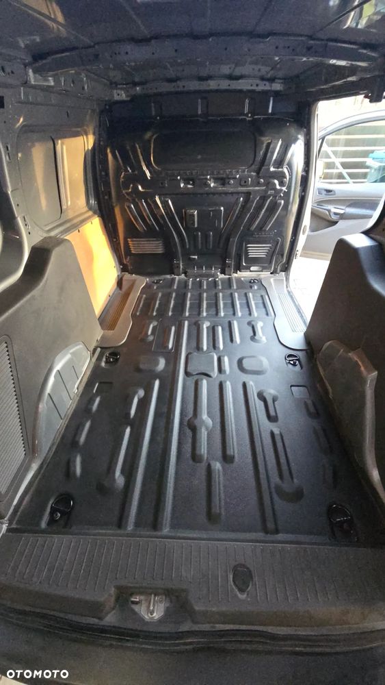 Ford Transit Connect - 20