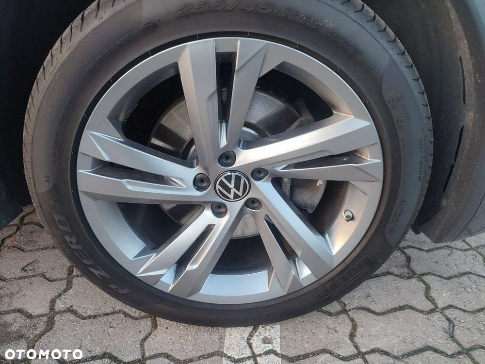 Volkswagen Tiguan - 31