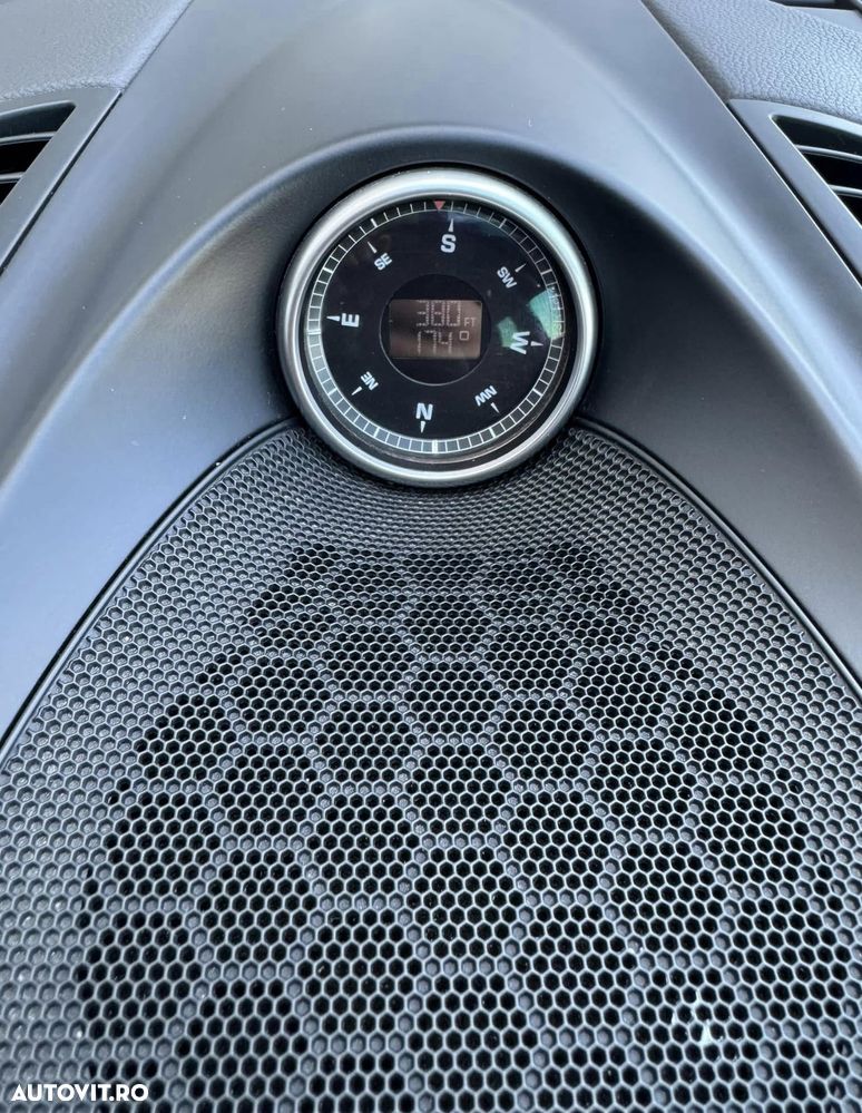 Porsche Cayenne - 13