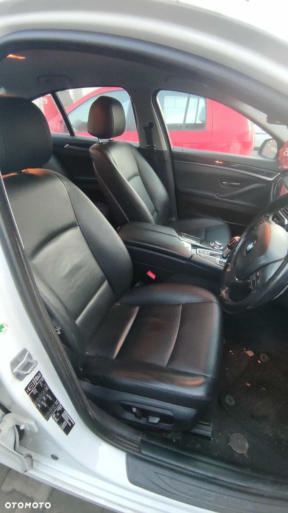 BMW 5 (F10) 520 d 2012  2.0 D 184 KM N47 D20 C 300 - 7