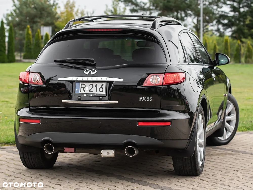Infiniti FX FX35 - 10