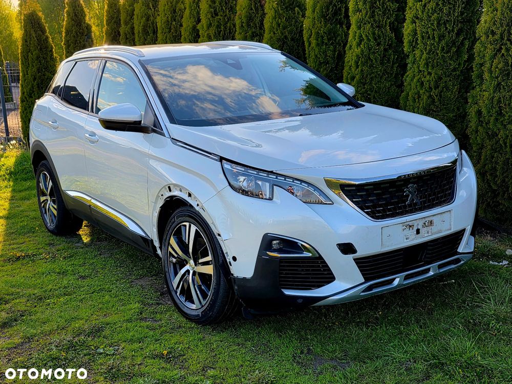 Peugeot 3008 BlueHDi 130 Stop & Start EAT8 Allure - 4