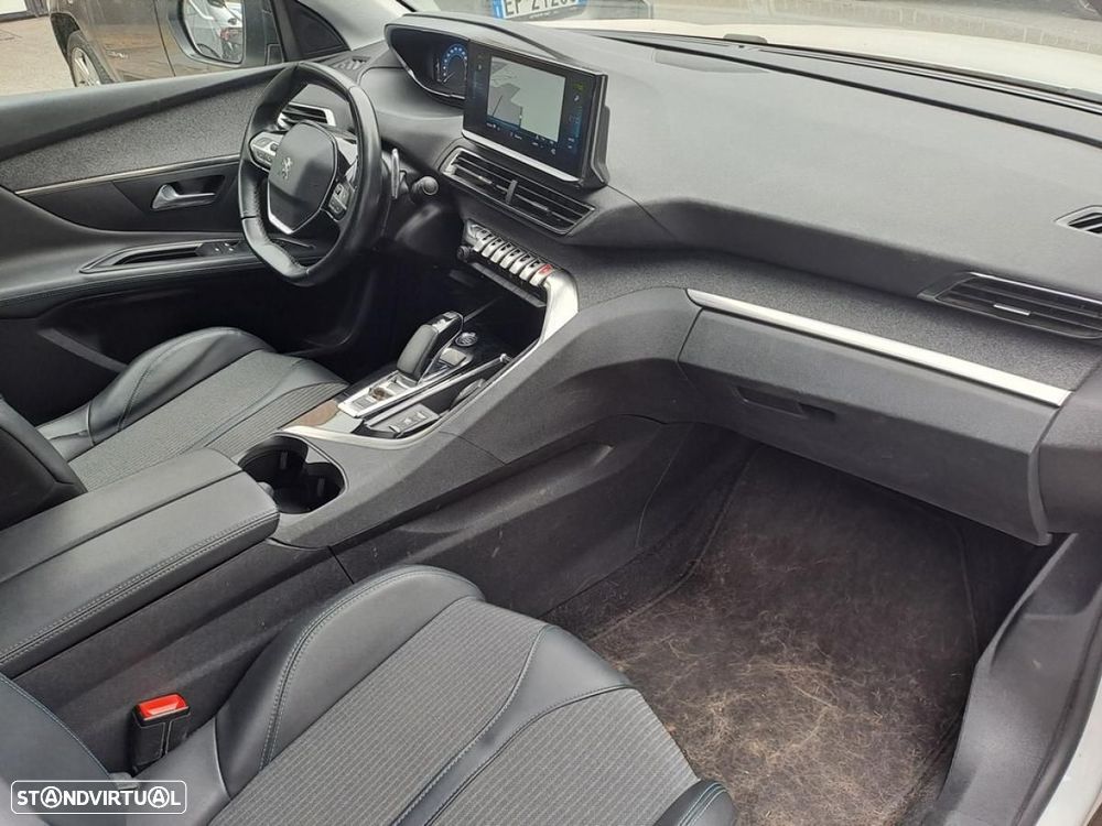 Peugeot 3008 1.6 Hybrid Allure Pack e-EAT8 - 6