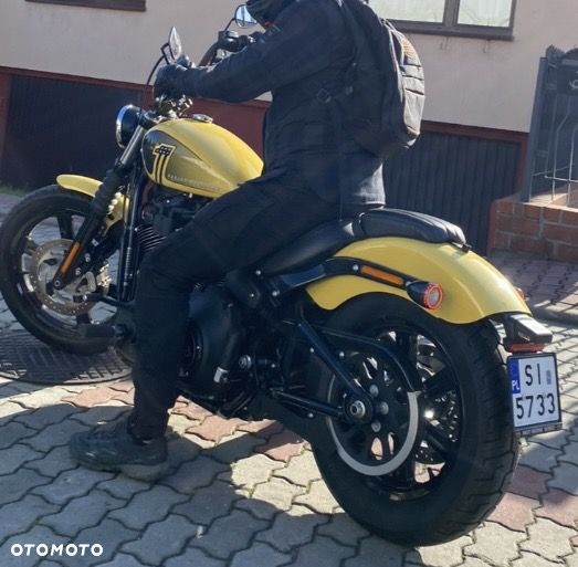 Harley-Davidson Softail Street Bob - 4