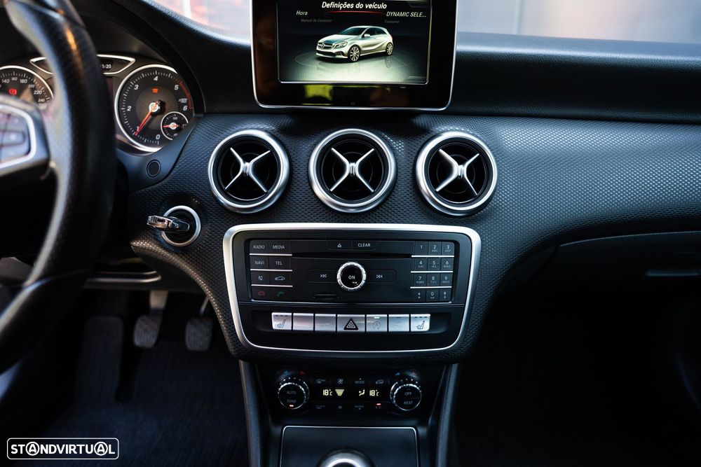 Mercedes-Benz A 180 d AMG Line - 17