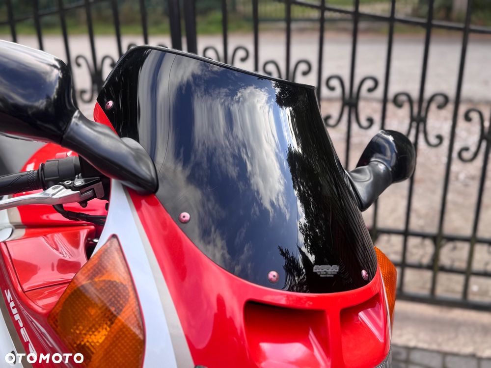 Honda CBR - 24