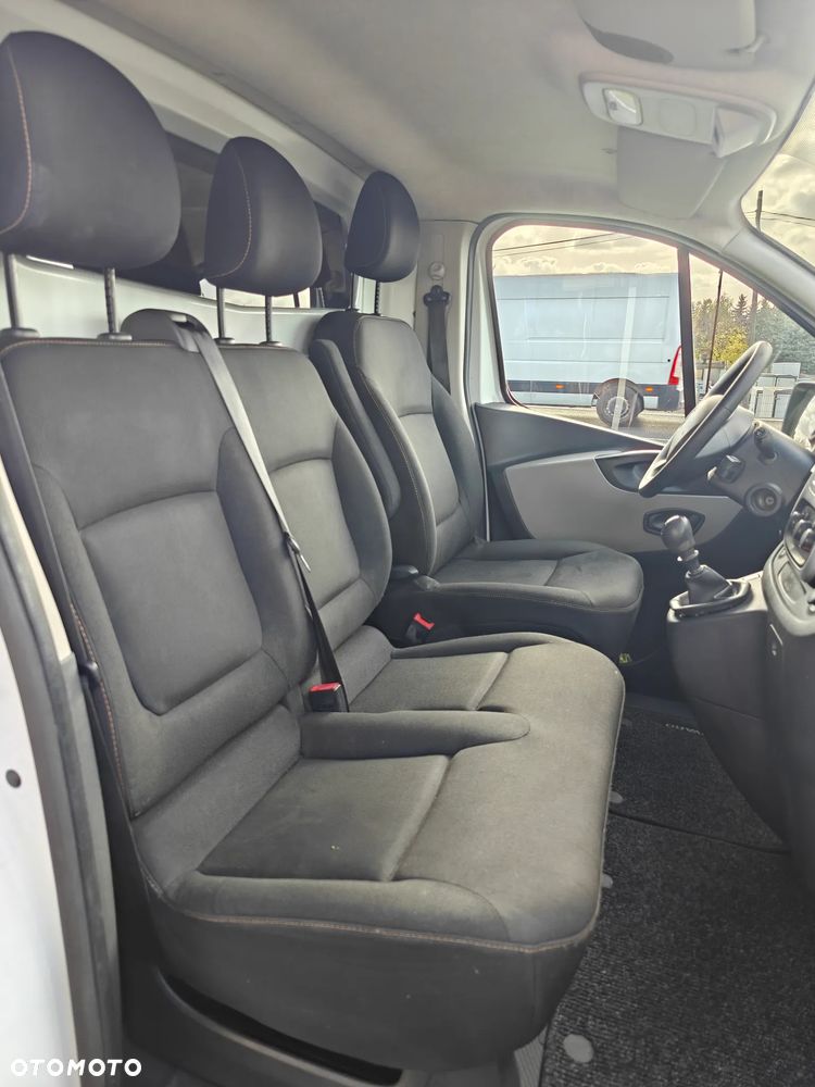 Renault Trafic - 16