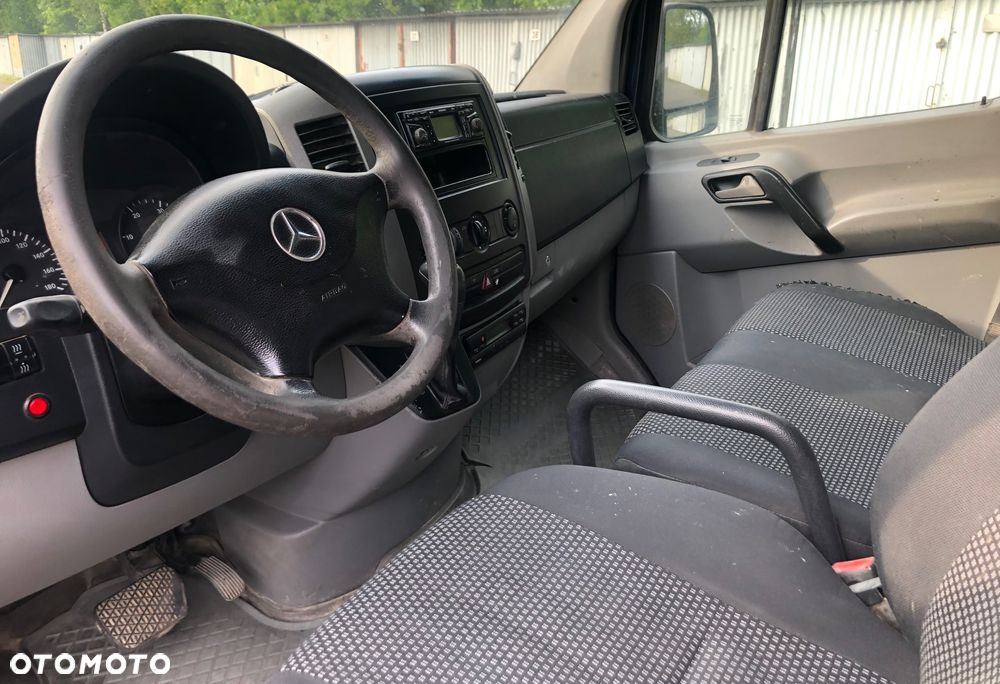 Mercedes-Benz Sprinter - 7