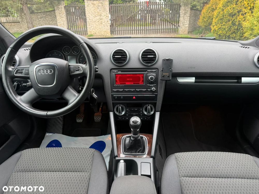 Audi A3 Sportback 2.0 TDI DPF Attraction - 24