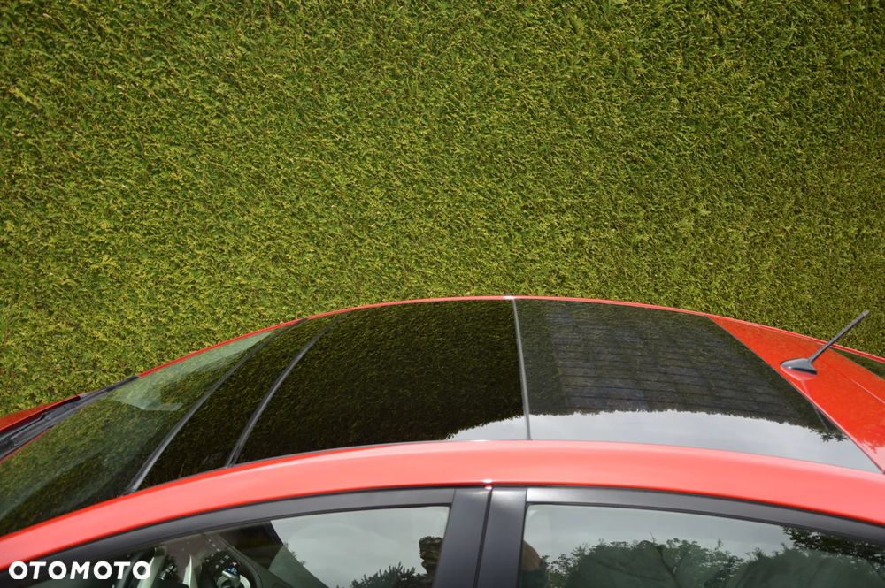 Toyota Prius (Hybrid) Life - 26