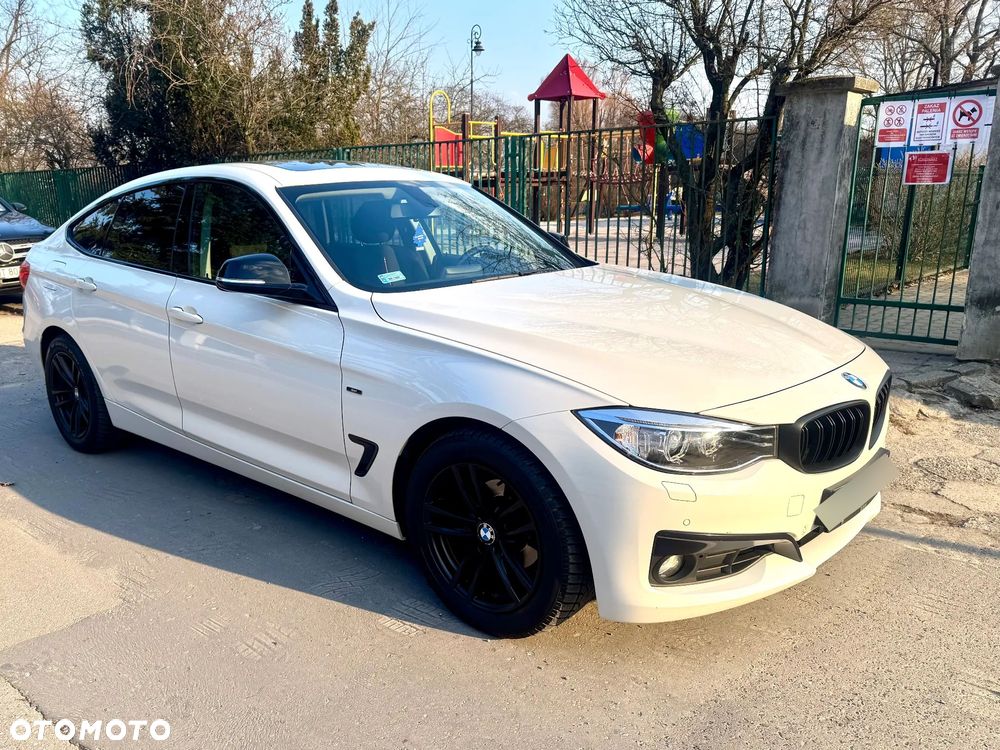 BMW Seria 3 320i Sport Line - 11