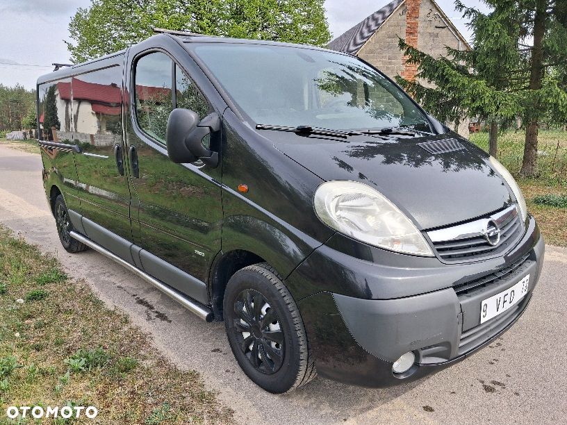 Opel Vivaro - 1