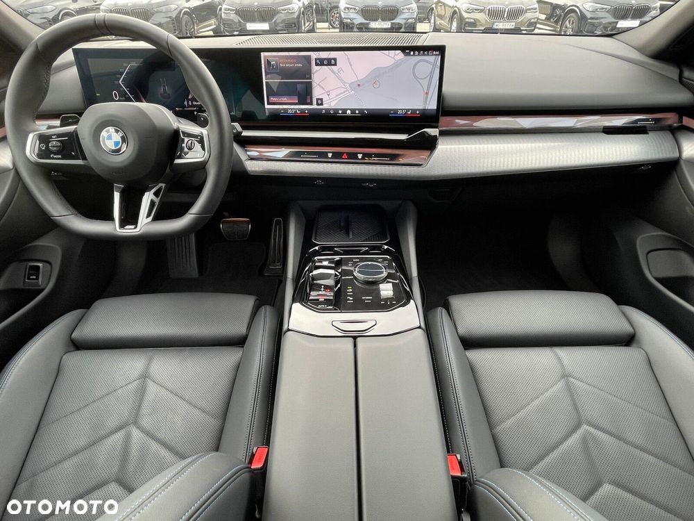 BMW Seria 5 520d xDrive mHEV M Sport - 17