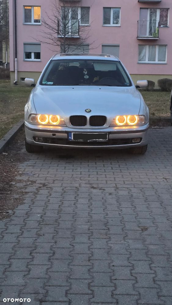 BMW Seria 5 - 1