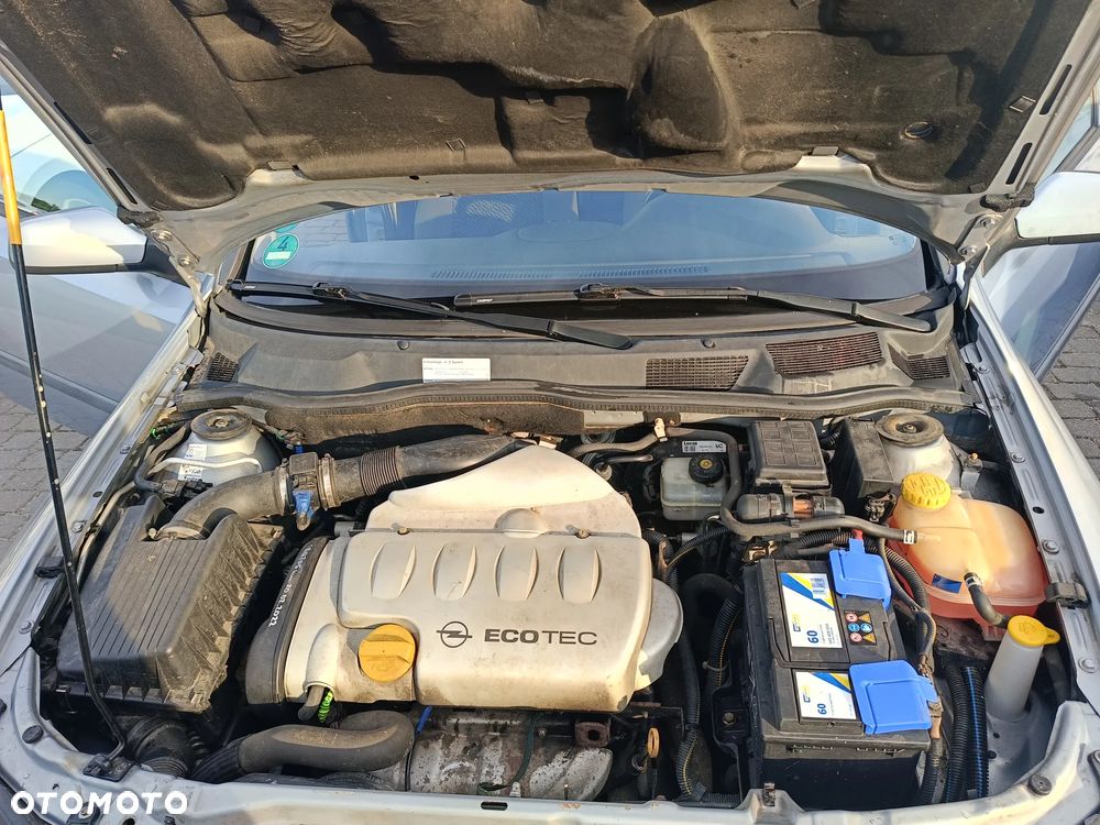 Opel Astra 1.8 Elegance - 22