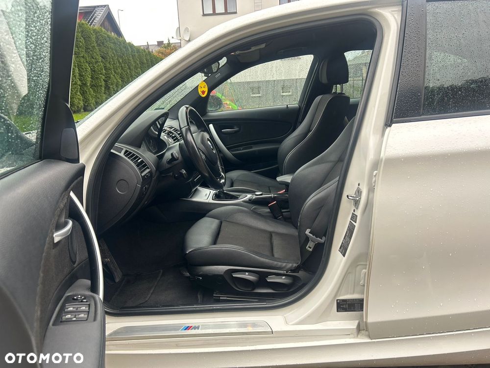 BMW Seria 1 120d DPF Edition Sport - 9