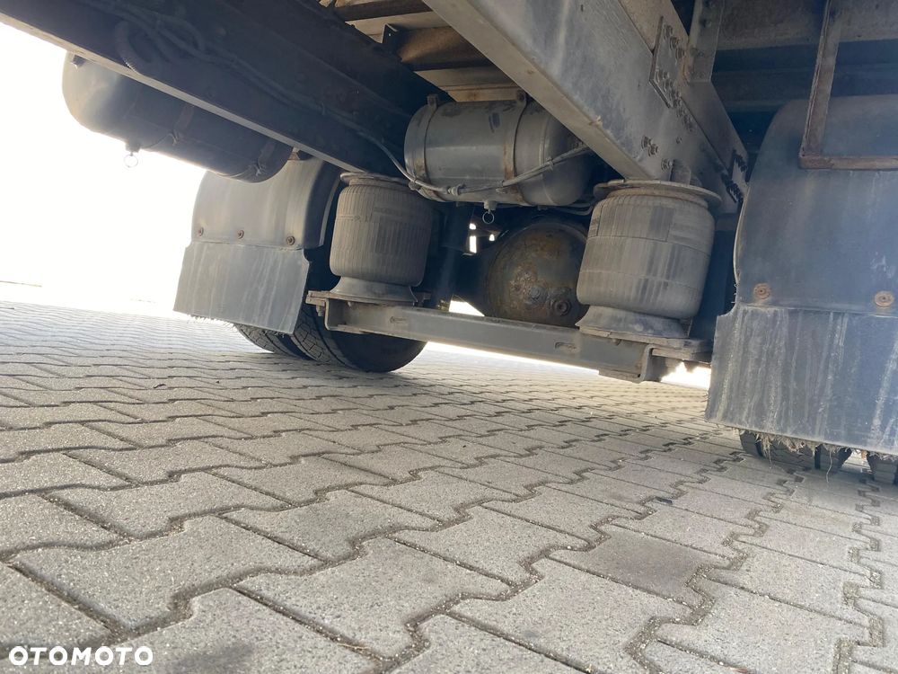 DAF LF 180 FA KONTENER Z WINDĄ - 25