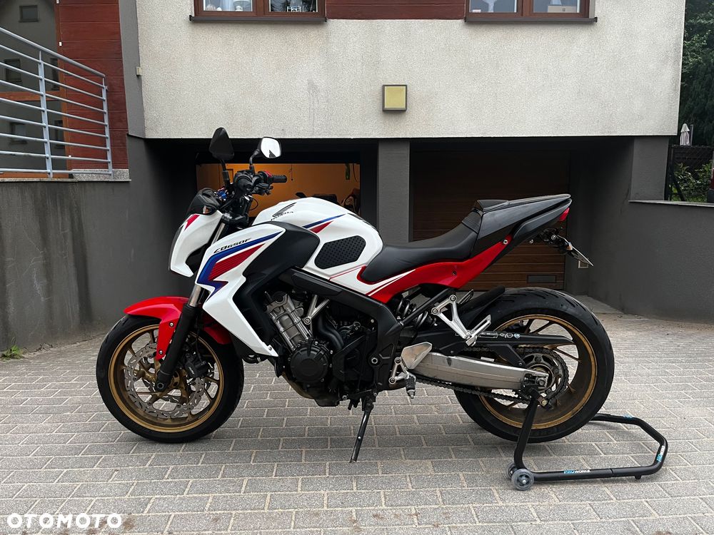 Honda CB - 2