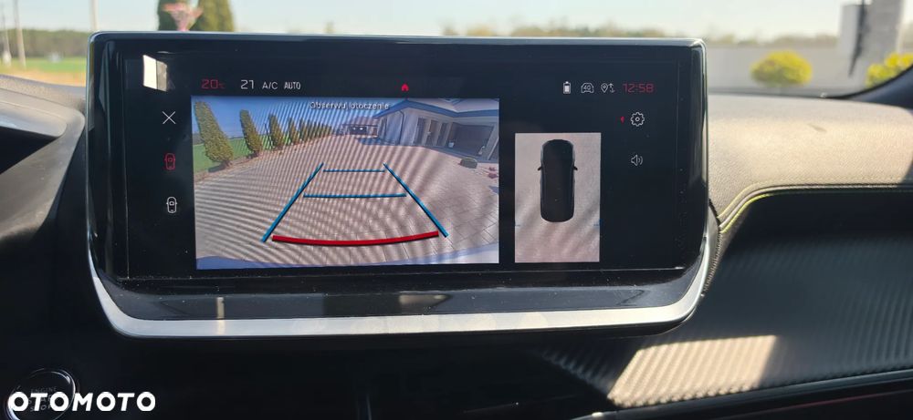 Peugeot 2008 1.2 Pure Tech GPF Allure S&S EAT6 - 11