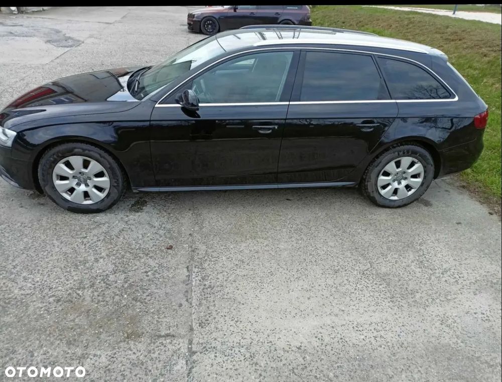 Audi A4 Avant - 4