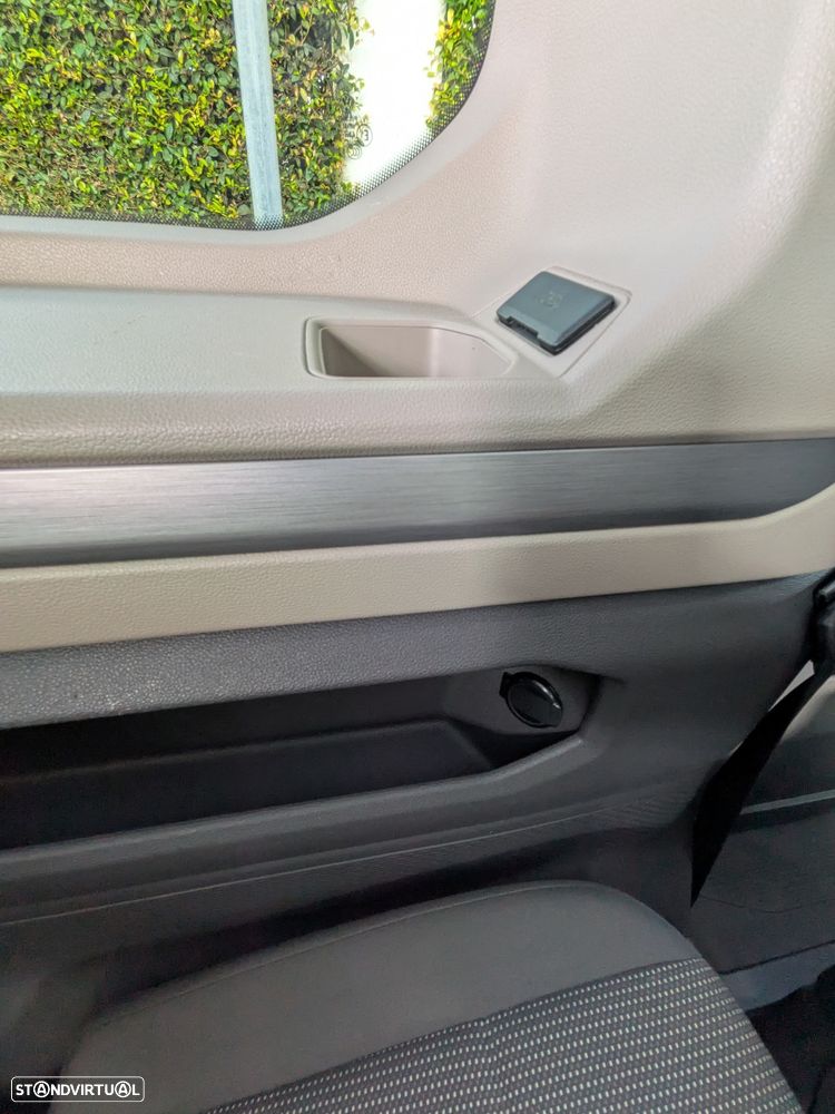 VW Multivan 2.0 TDI Life DSG - 15