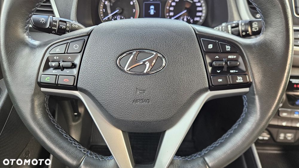 Hyundai Tucson 1.6 GDI BlueDrive Style 2WD - 23
