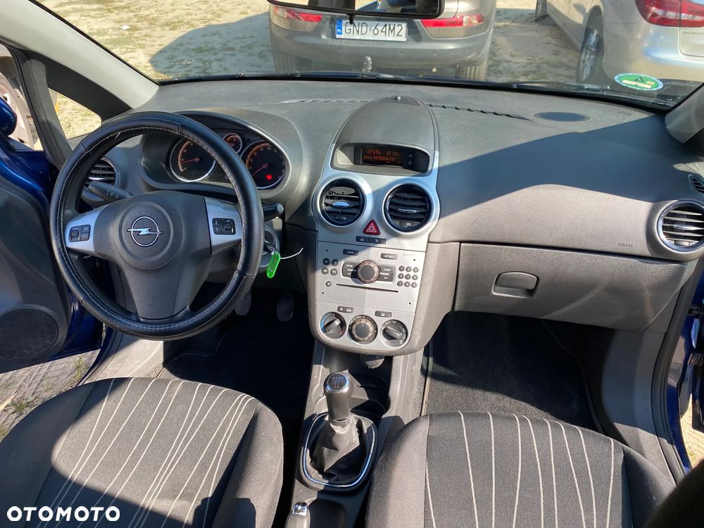 Opel Corsa 1.4 16V Enjoy - 5