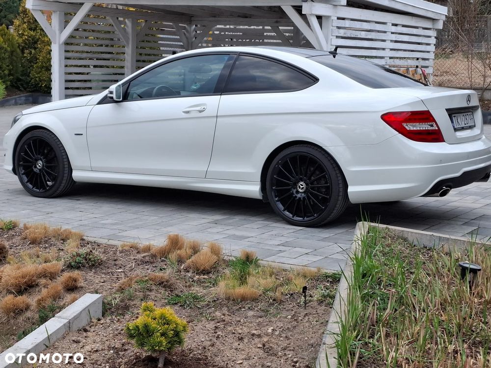 Mercedes-Benz Klasa C 350 BlueEFFICIENCY 7G-TRONIC Edition 1 - 29