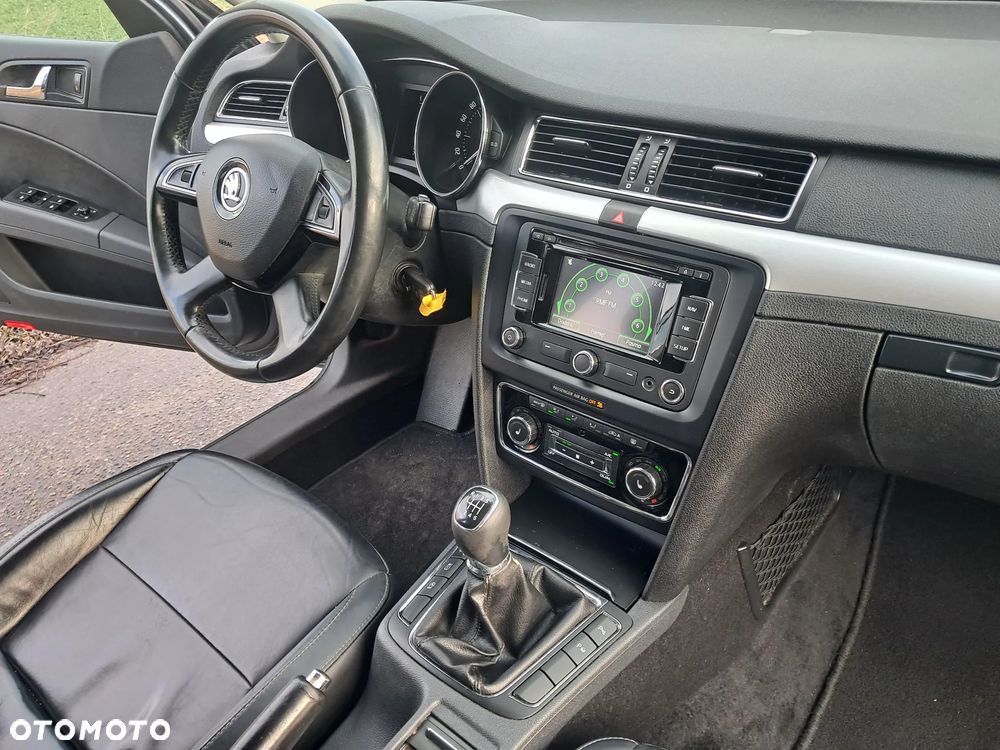 Skoda Superb 1.6 TDI Green tec Ambition - 23