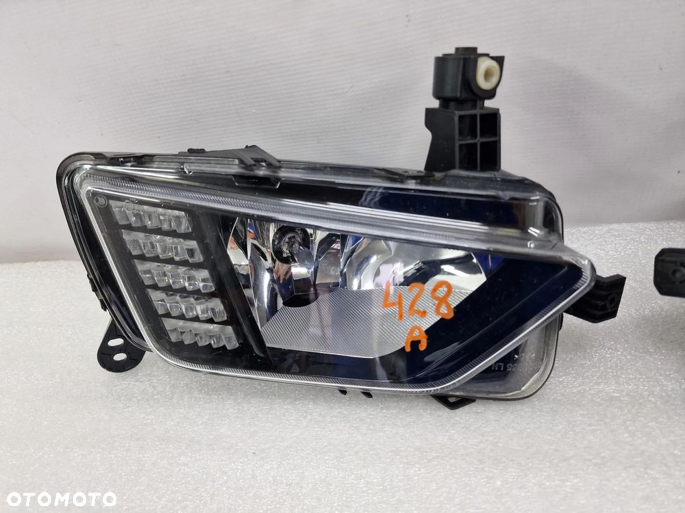 VW POLO 2G0 17- LEWY / PRAWY HALOGEN / LED / DRL , NR 2G0941661 / 2G0941661 14S / 2G0941662 / 2G0941662 08S , NR AUKCJI LA428 - 2