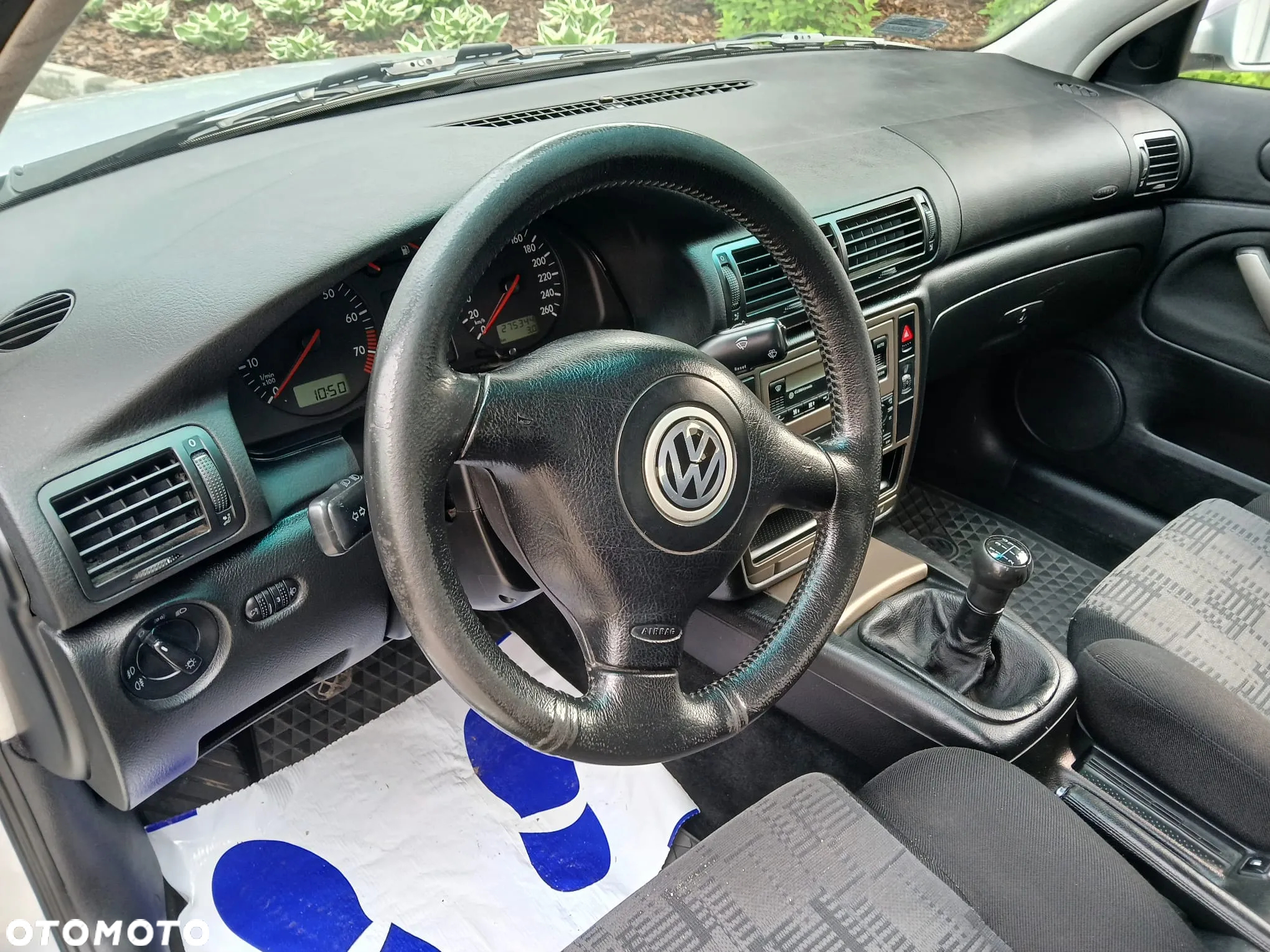 Volkswagen Passat 1.6 Trendline - 12