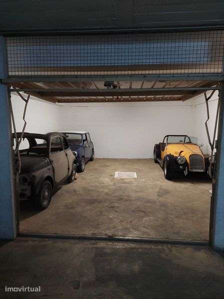 Garagem Box 37m2 Linda a Velha - Grande imagem: 3/5