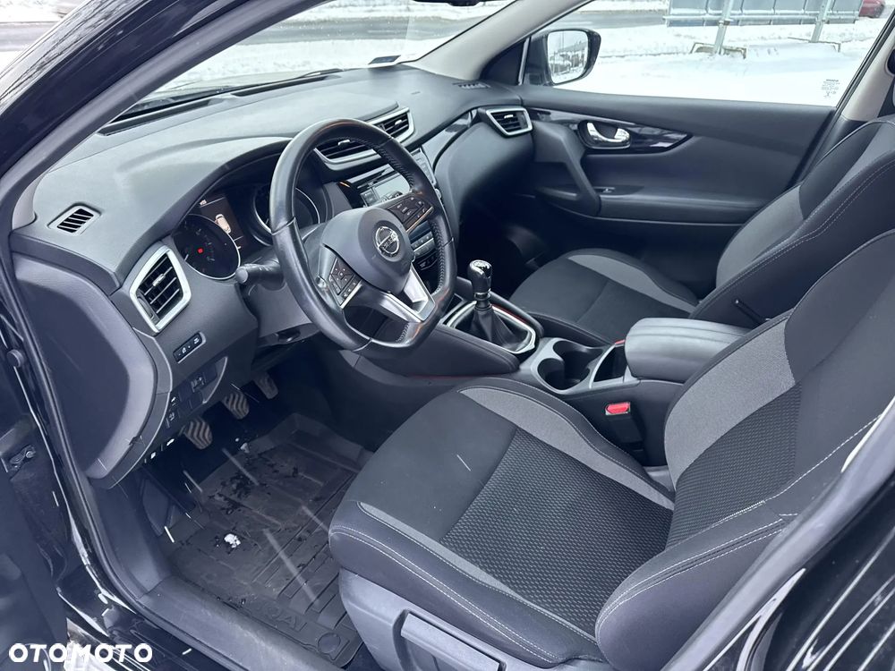 Nissan Qashqai 1.3 DIG-T ACENTA - 11
