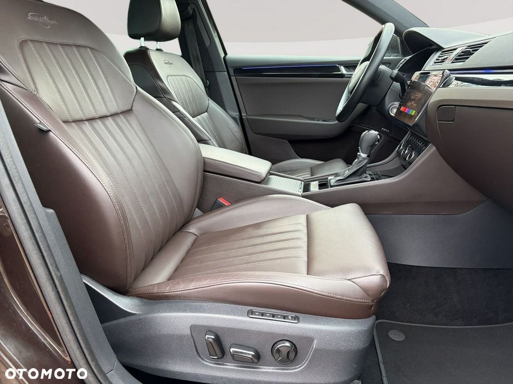 Skoda Superb 2.0 TDI 4x4 DSG L&K - 32