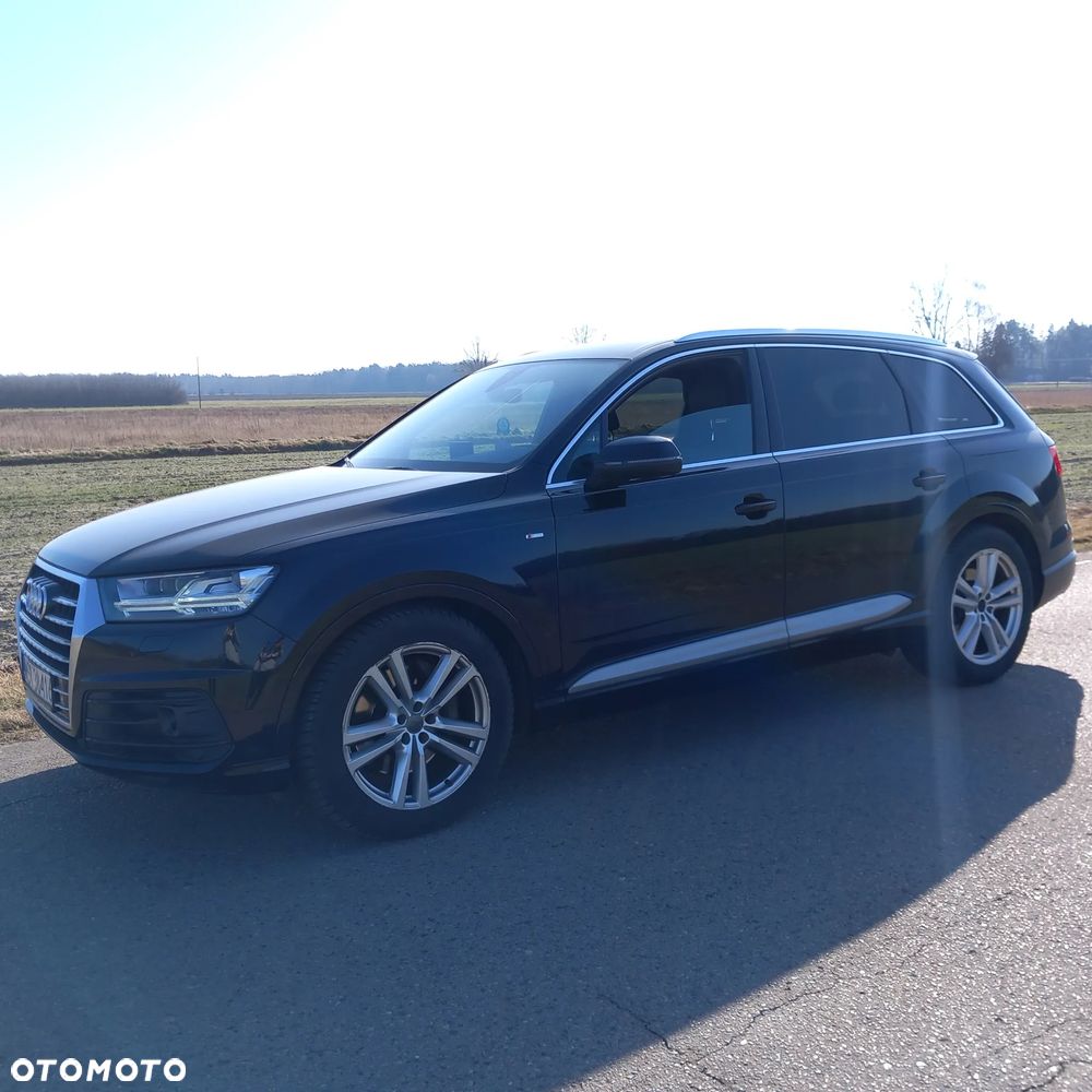 Audi Q7 - 1