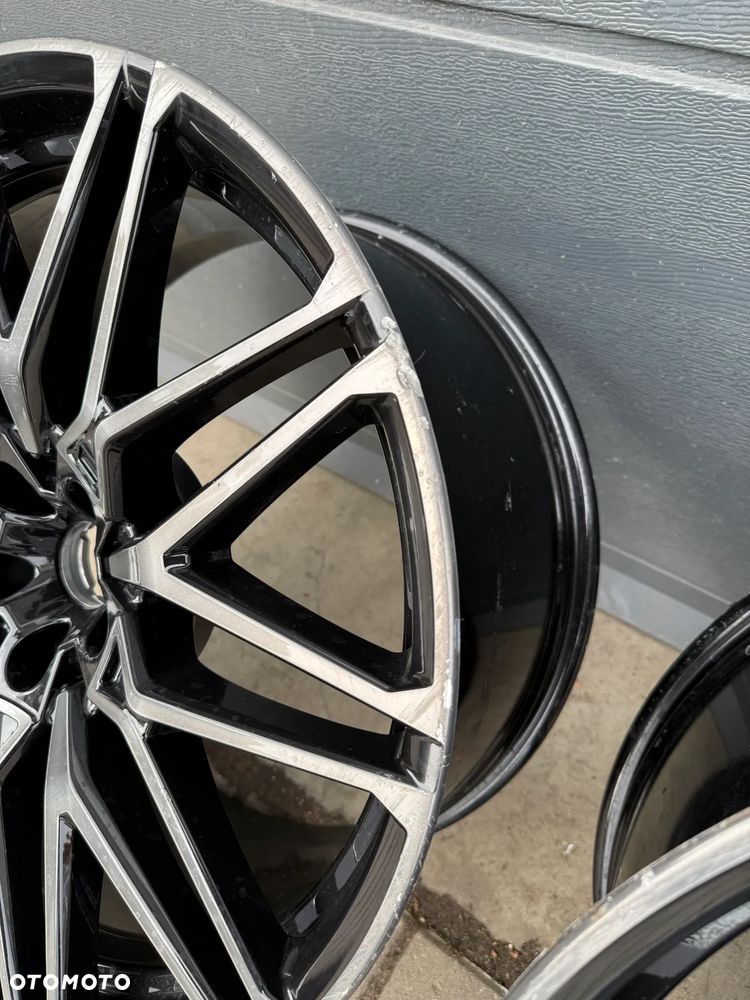 1X FELGA BMW X5 G05 X6 G06 X5M X6M 9503307 21'' 10,5J IS31 ET31 przód 9503308 22'' 11,5J IS43 tył - 3