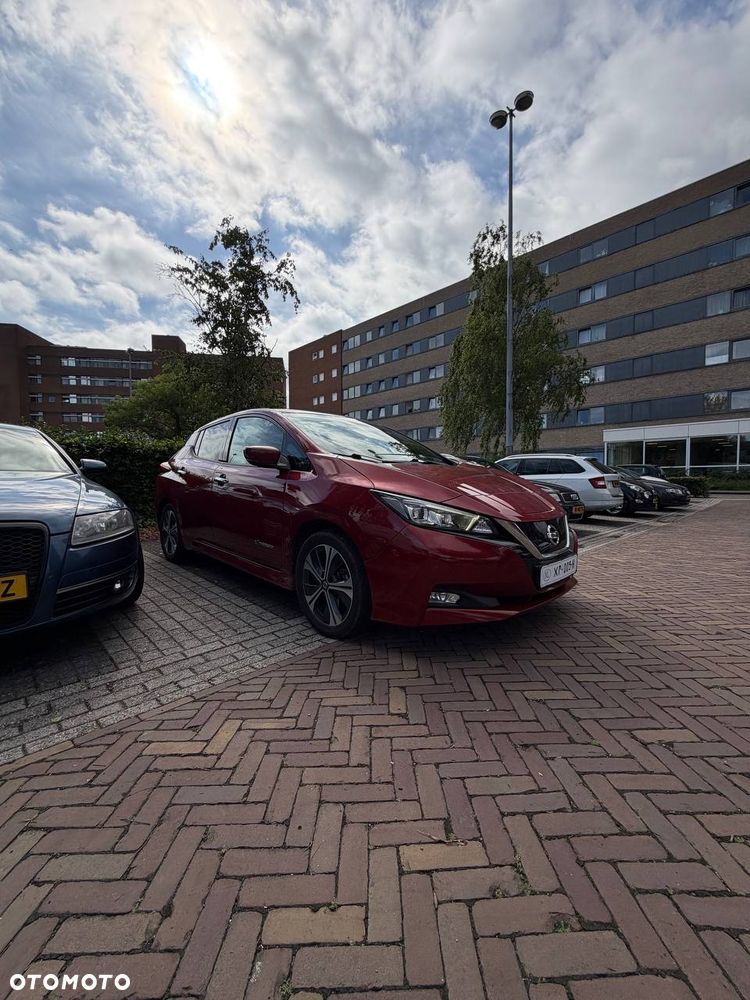 Nissan Leaf 40 kWh Tekna - 8