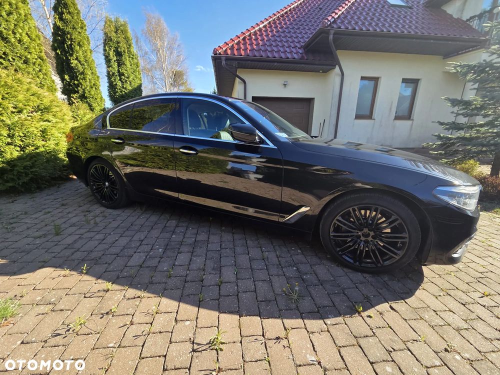 BMW Seria 5 530d Luxury Line - 3