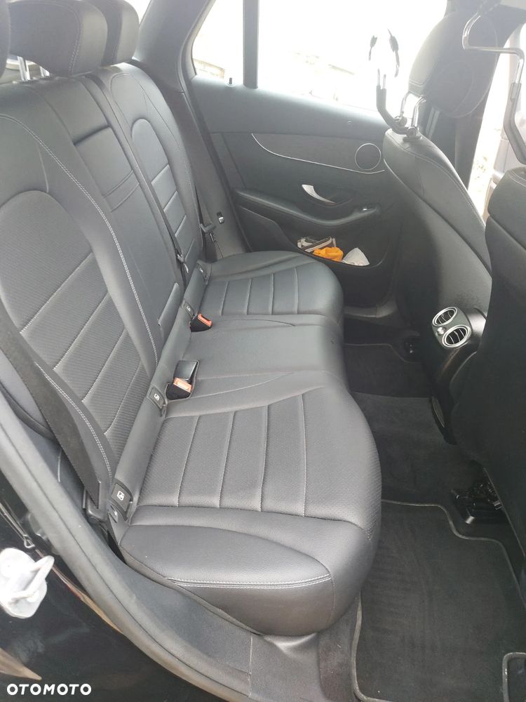Mercedes-Benz GLC 220 d 4Matic 9G-TRONIC - 12