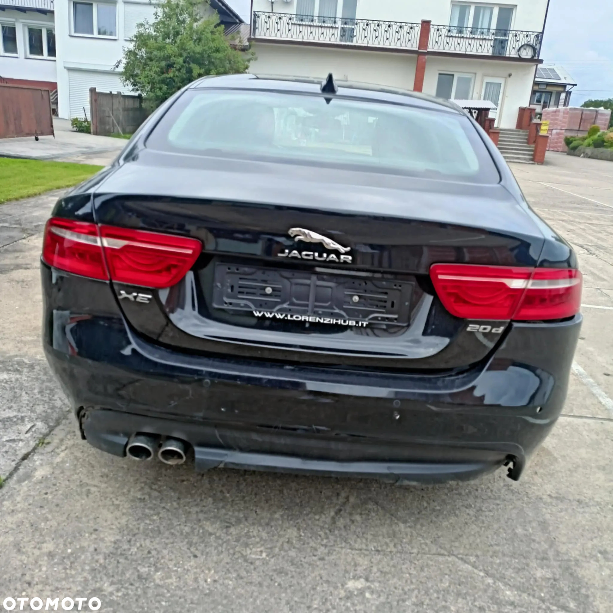 Jaguar XE 2.0 D AWD Prestige - 3