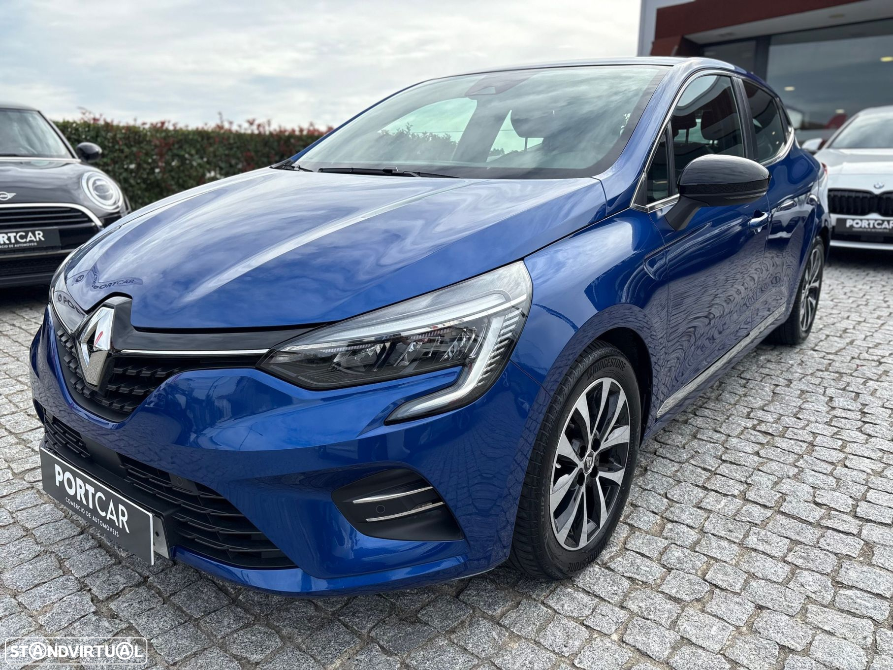 Renault Clio 1.6 E-Tech Full Hybrid Techno - 3