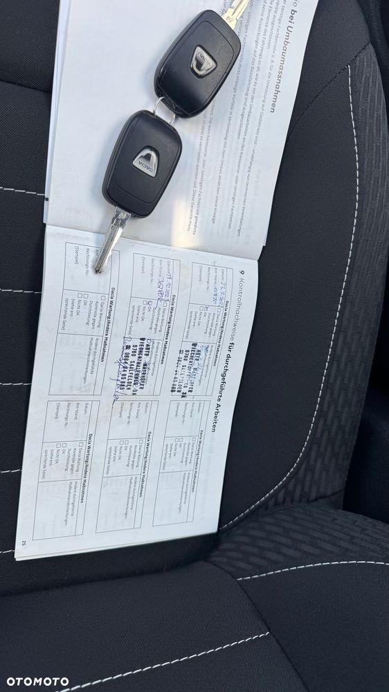 Dacia Sandero SCe 75 Laureate - 37
