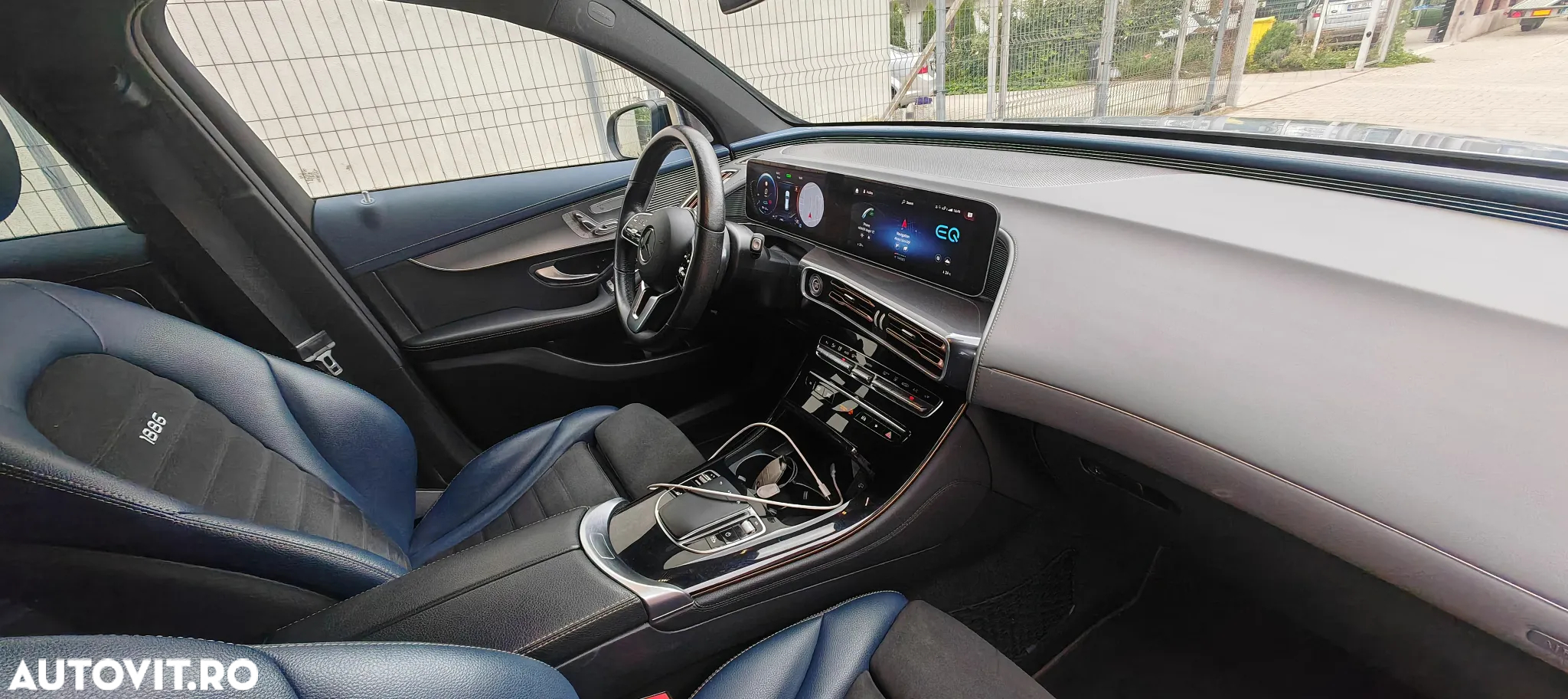 Mercedes-Benz EQC 400 4MATIC - 29