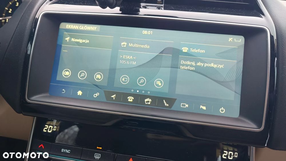 Jaguar XE 25t Prestige - 17